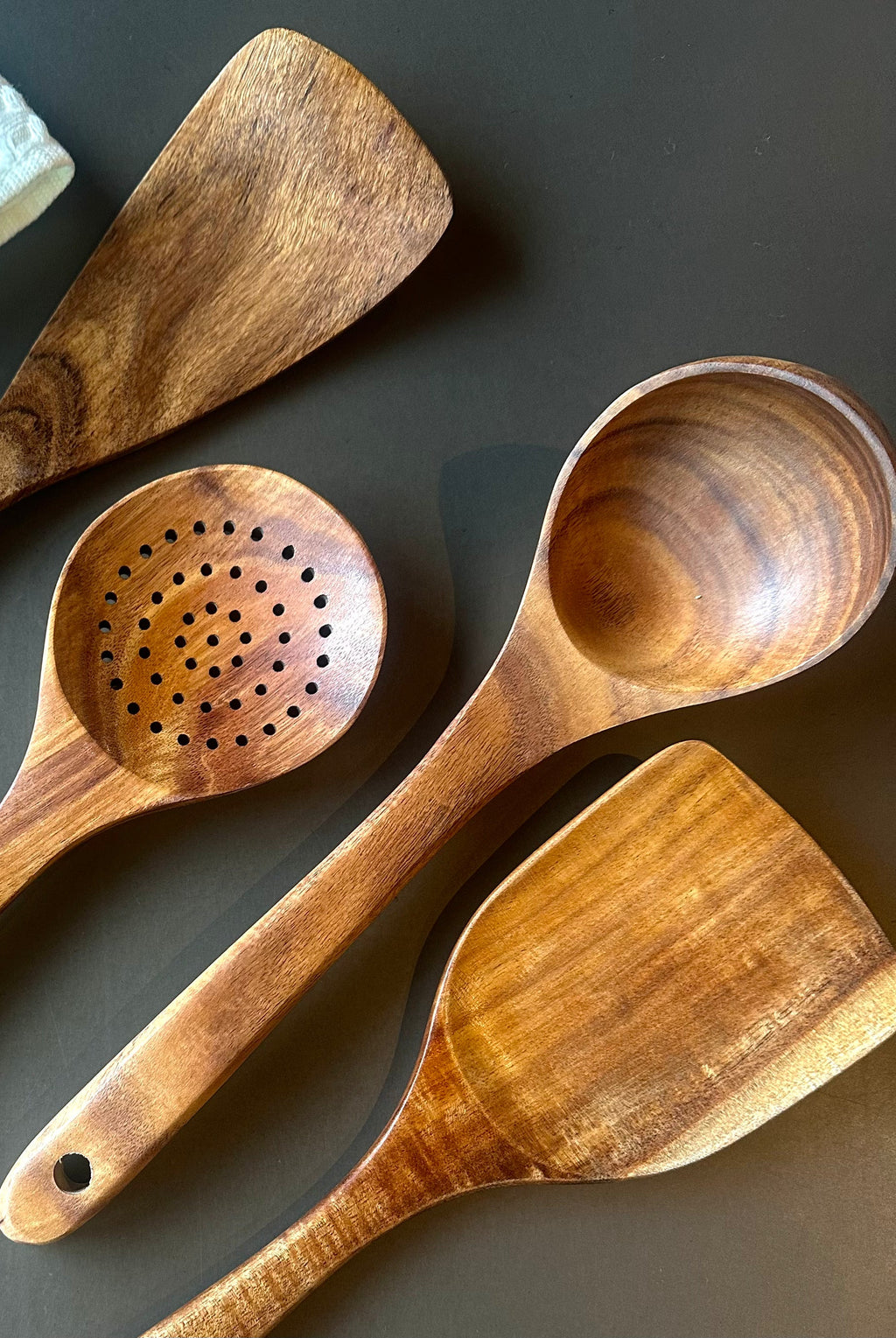 Nosara Teak Wood Kitchen Utensil Set – Natural Wooden Cooking Tools